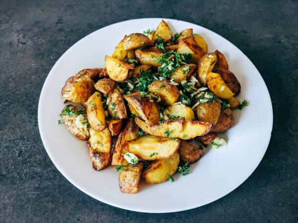 potatoes, wedges, garlic-6700762.jpg